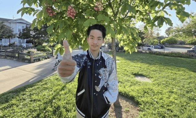 岁获逾百间大学录取收300万奖学金。AG真人网美籍亚裔男孩有望创纪录13(图3)